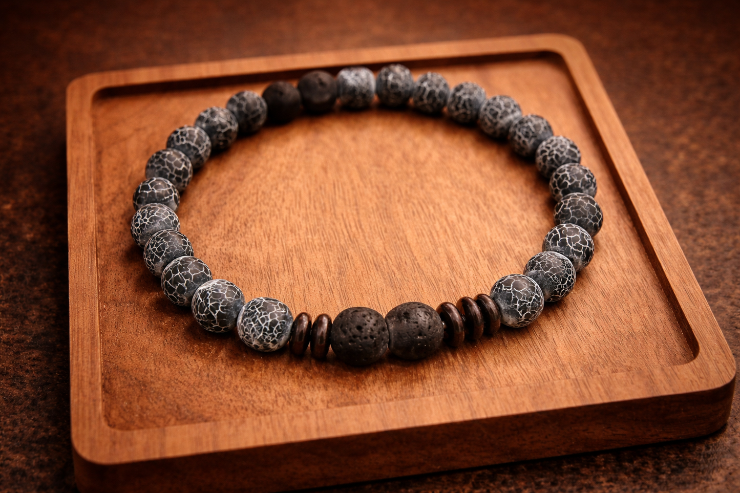 Naturstein-Armband aus Crackle-Achat & Lavastein - zeitlos kraftvoll, handgefertigt